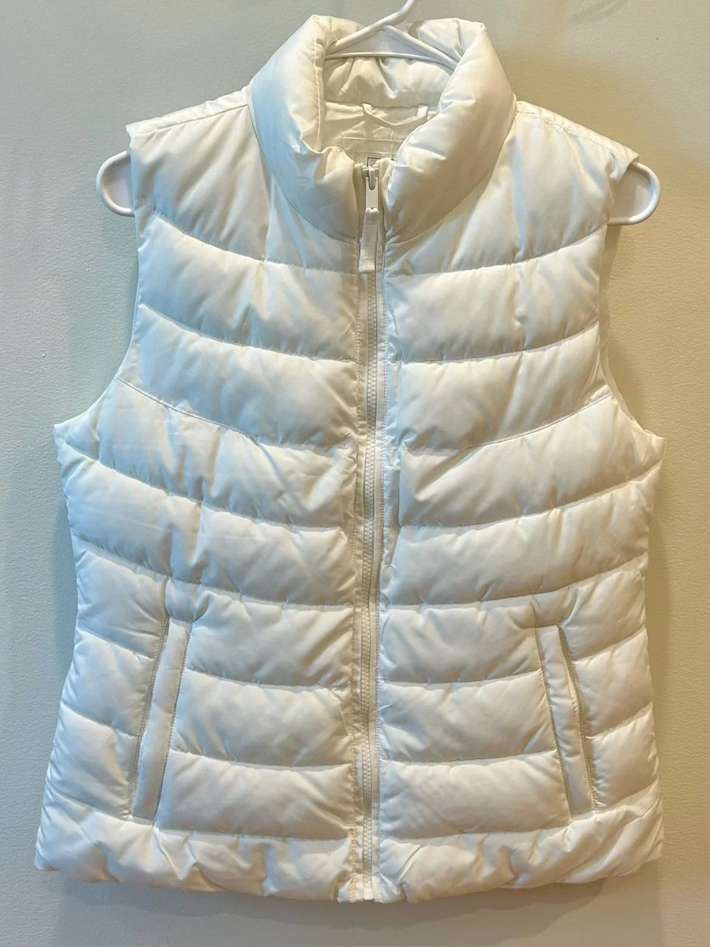 GAP ColdControl Lightweight Puffer Vest White Size S NWT
